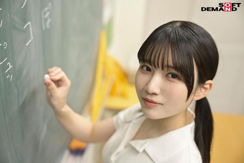 淫語レッスン 明るく元気な笑顔が真っ赤っか！ずっとカメラ目線でおぢさんに無理くり恥ずかしいこと言わされちゃった 南あいり サンプル画像